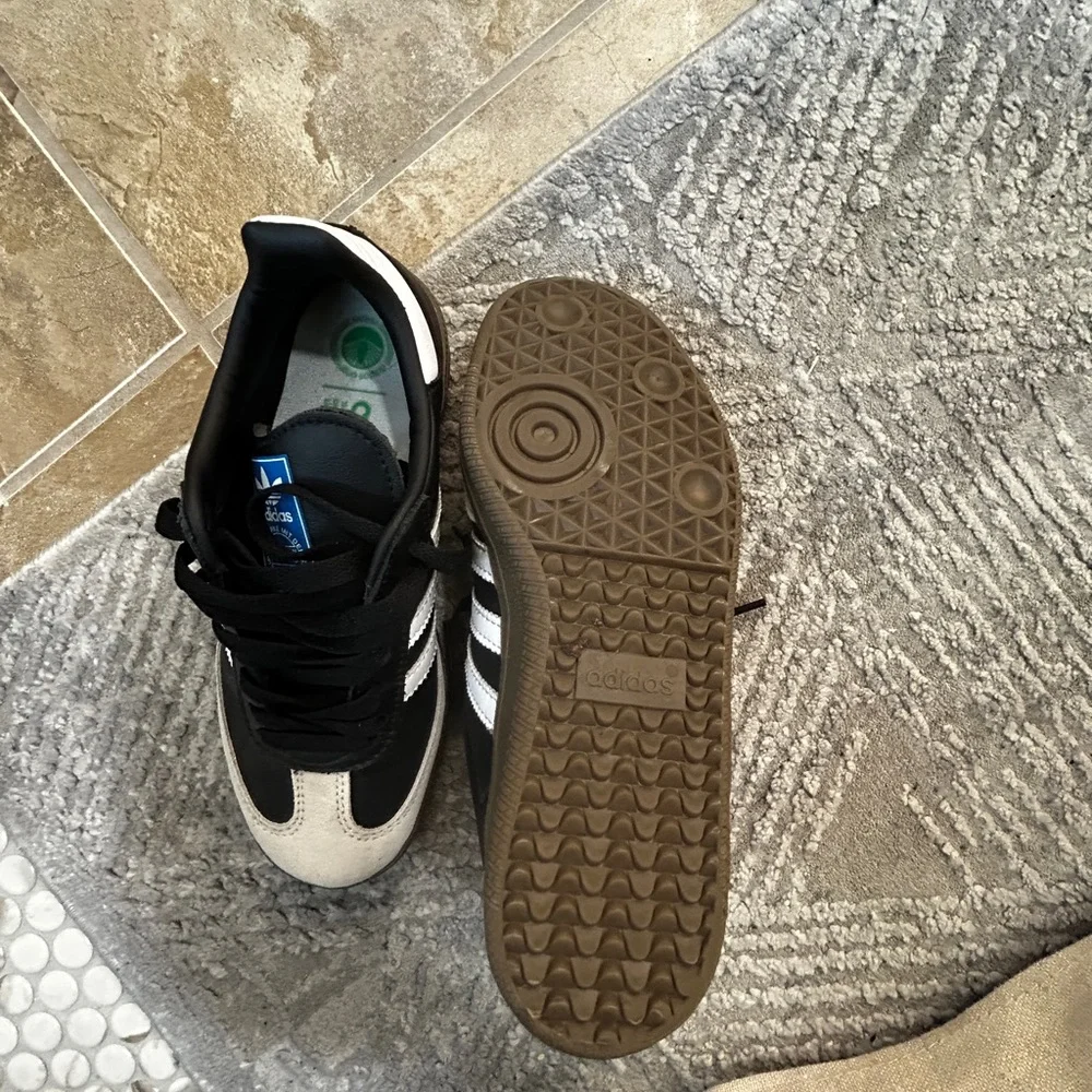 adidas Black & White Samba Sneakers with Gum Sole - Picture 8 of 13